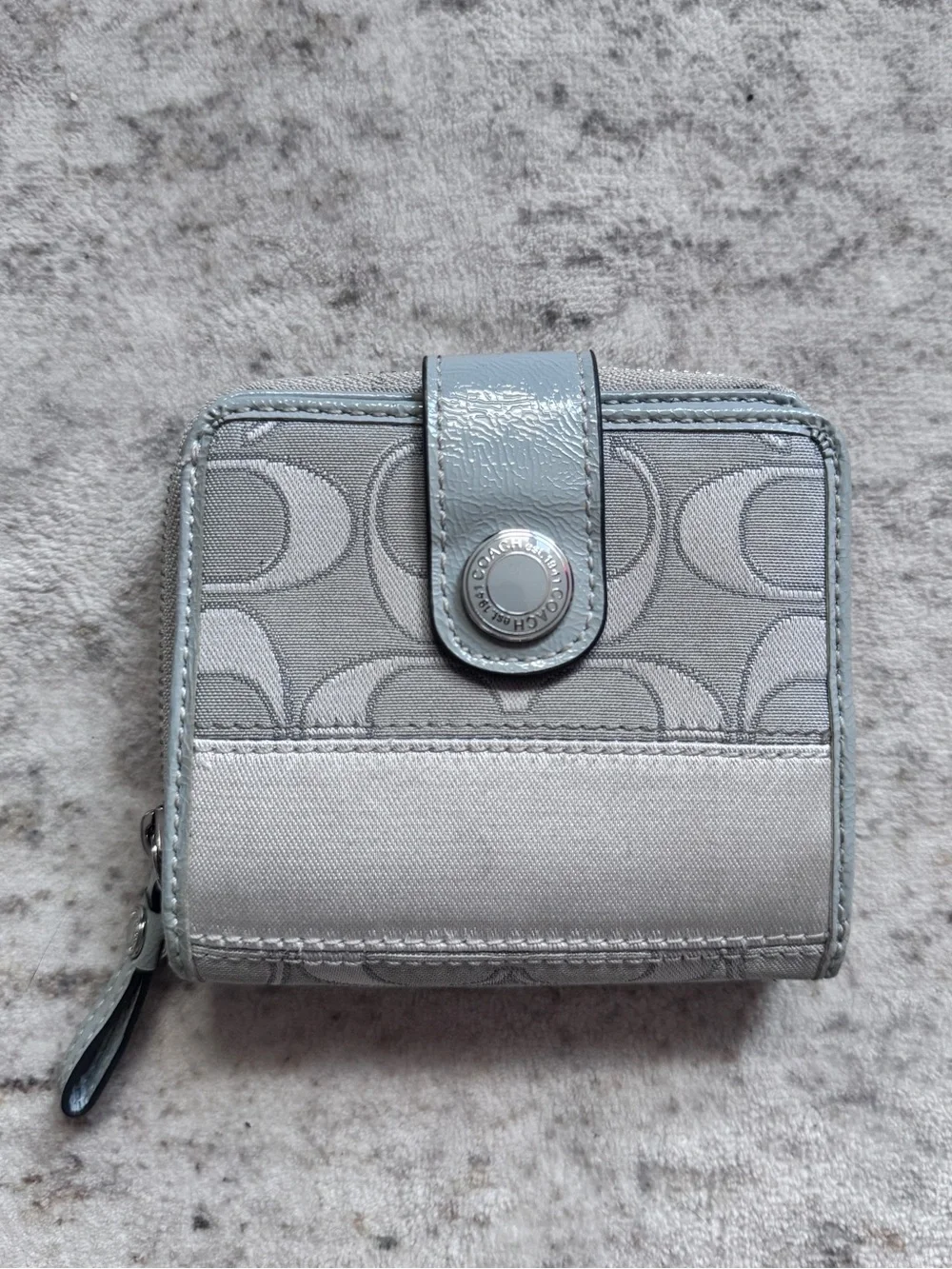 Coach Signature Jacquard bifold wallet 🩵🩶
